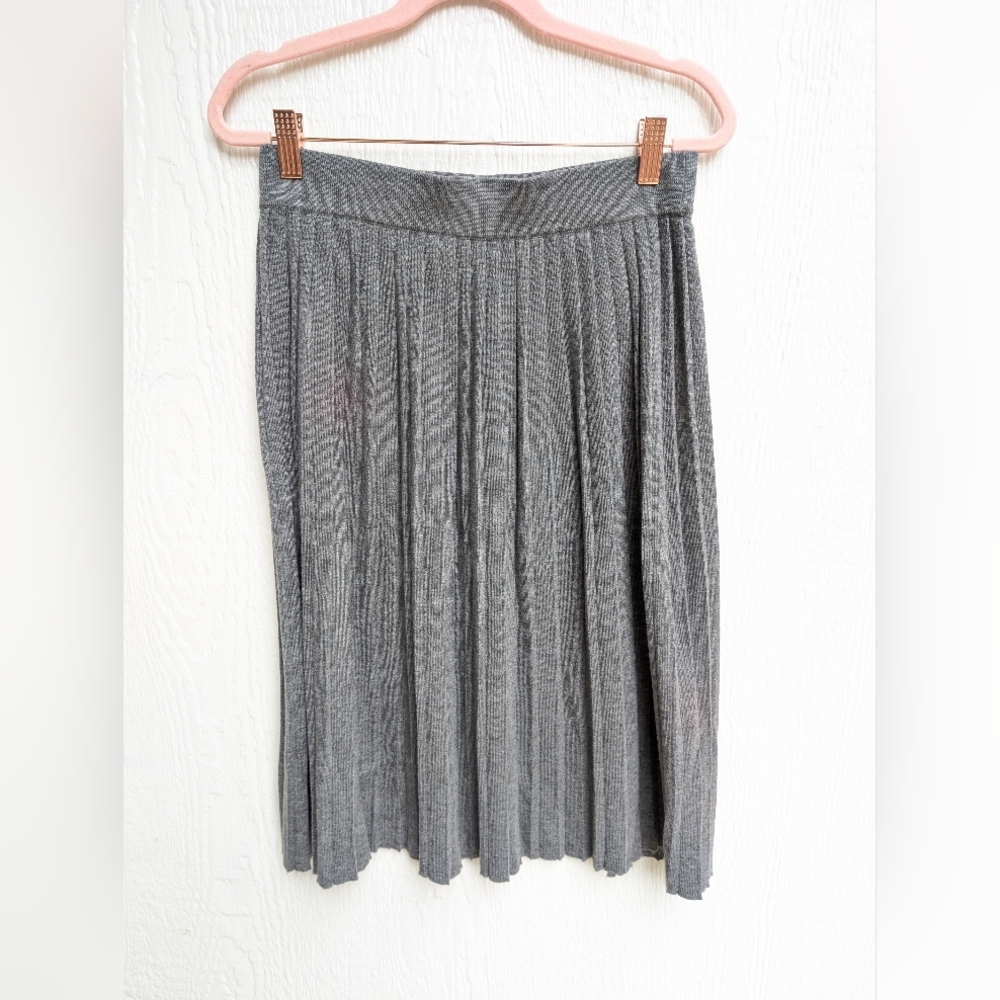 Zara Gray Pleated Skirt